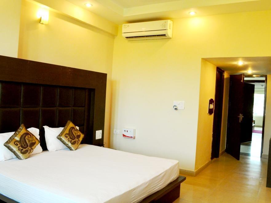 The Great Ananda Hotel Haridwār Buitenkant foto